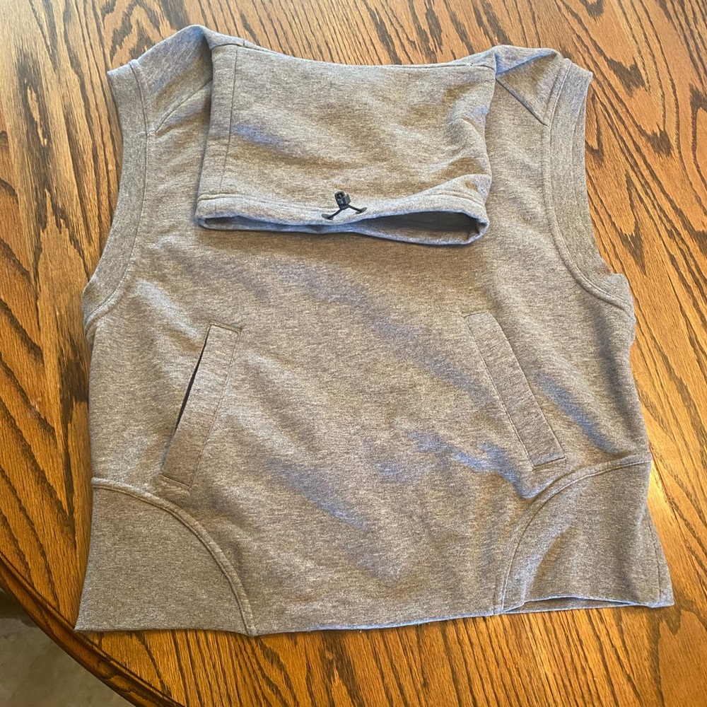 Nike Top - Picture 3 of 5